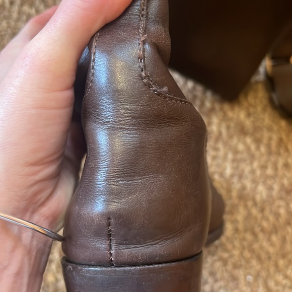 100% Authentic Brown leather Burberry riding boots Size 37 - Picture 4 of 8